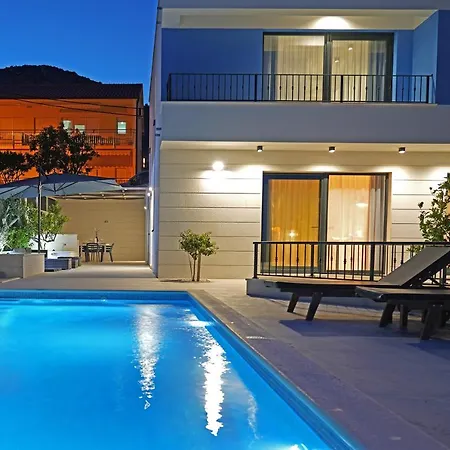 Petra Seget Donji/trogir Villa Traù